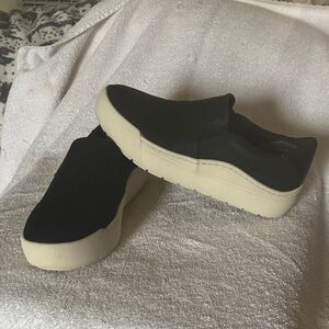 Stylish Black Dr Scholl’s Slip-On Sneakers